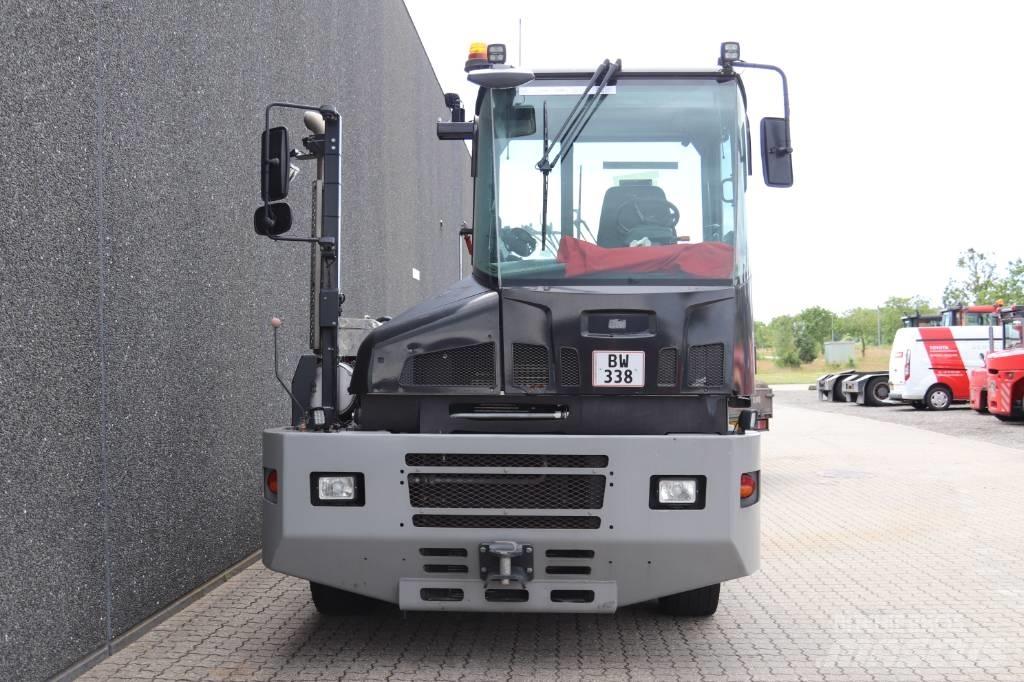 Kalmar TR 618 i Термінальні трактори