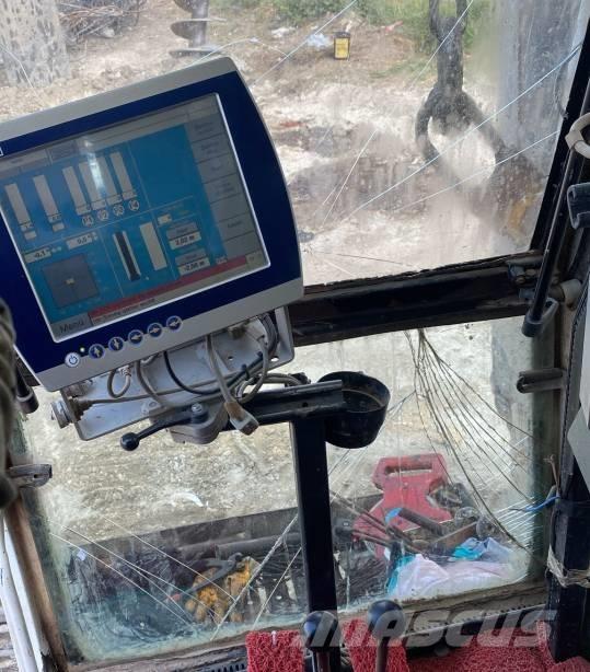 Bauer BG 24 H Стаціонарні бурові установки