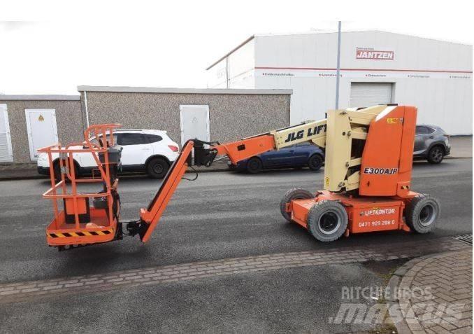 JLG E 300 AJP Колінчаті підйомники