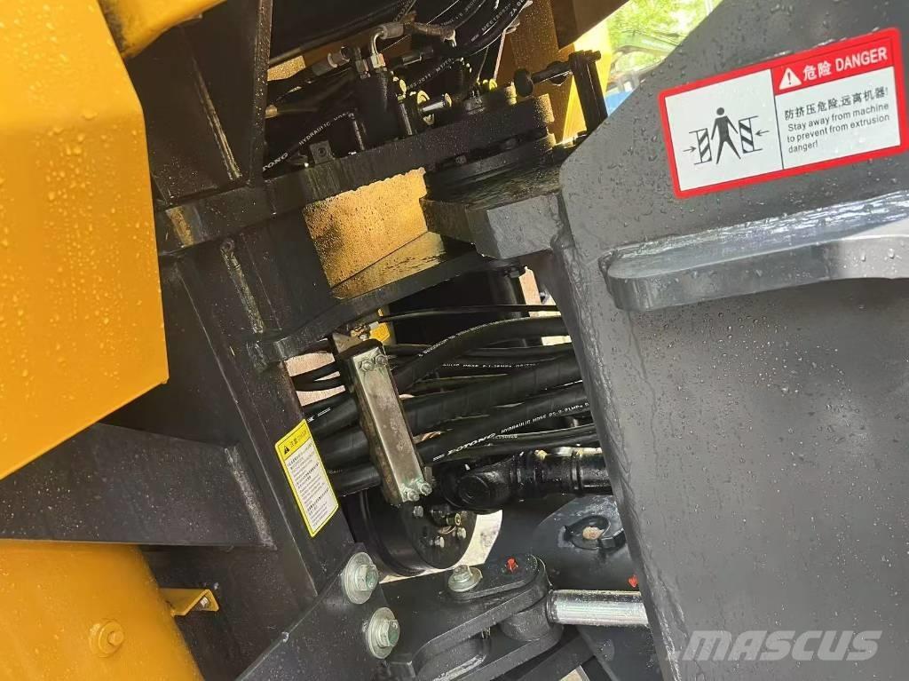 XCMG ZL50CN Фронтальні навантажувачі