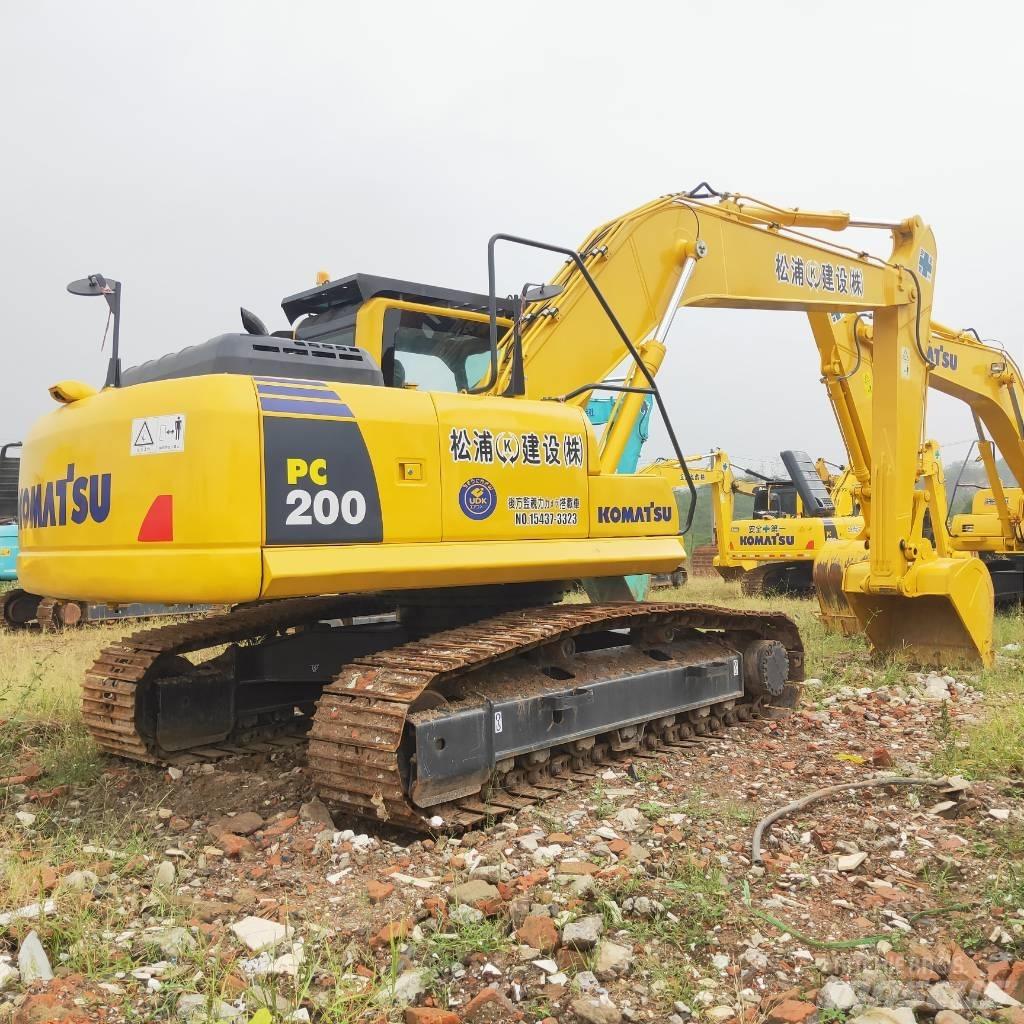 Komatsu PC200-8 Гусеничні екскаватори