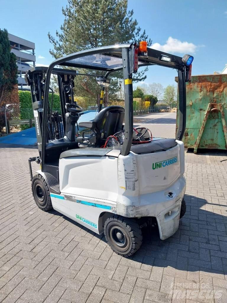 UniCarriers MX 25 Електронавантажувачі