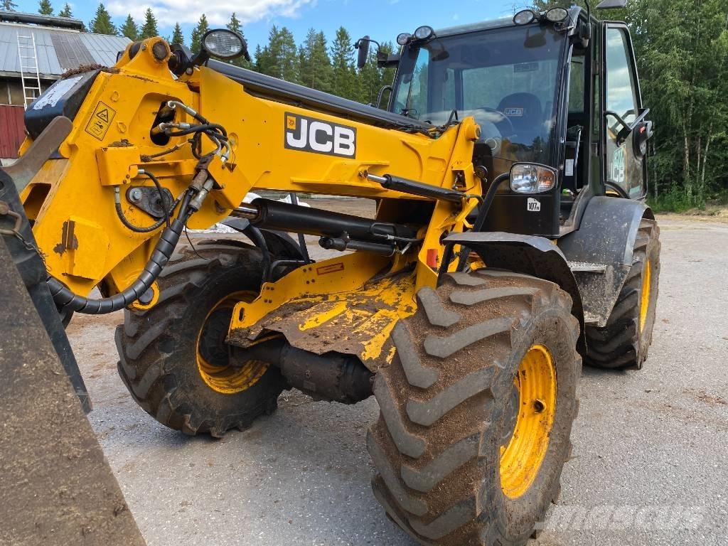 JCB TM320S Телескопічний навантажувач