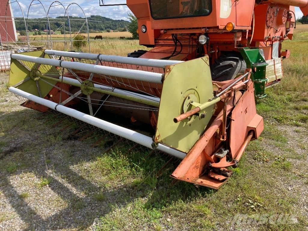 Dronningborg D1650 Зернозбиральні комбайни