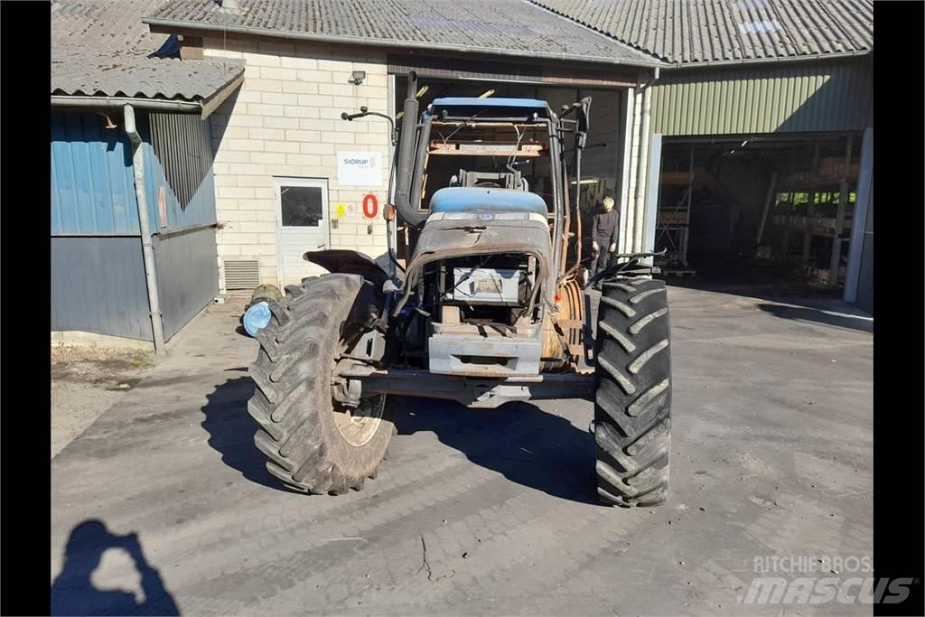 New Holland 8160 Трактори