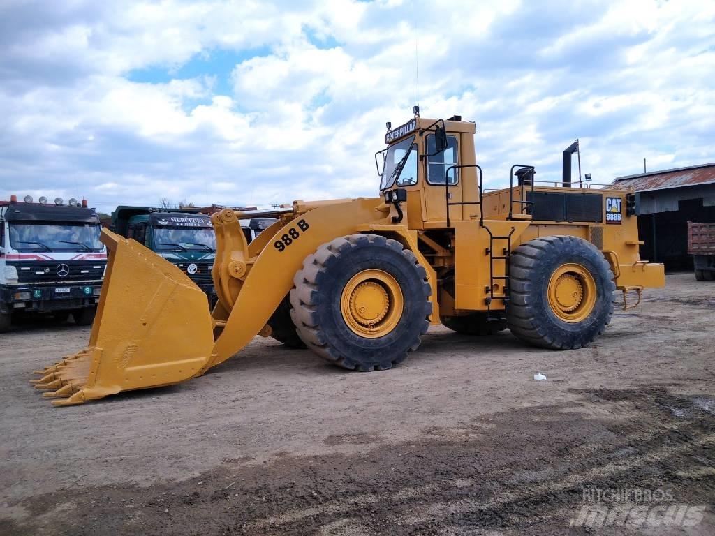 CAT 988 B Фронтальні навантажувачі
