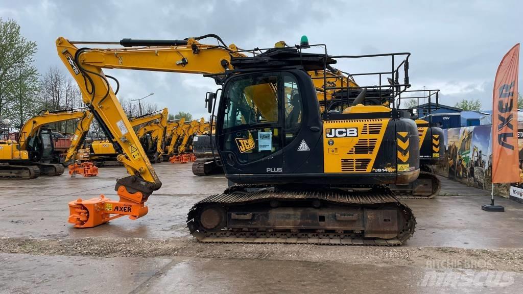 JCB JS 145 LC Гусеничні екскаватори