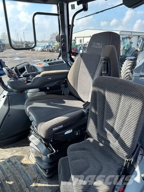 Valtra T 235 D Трактори