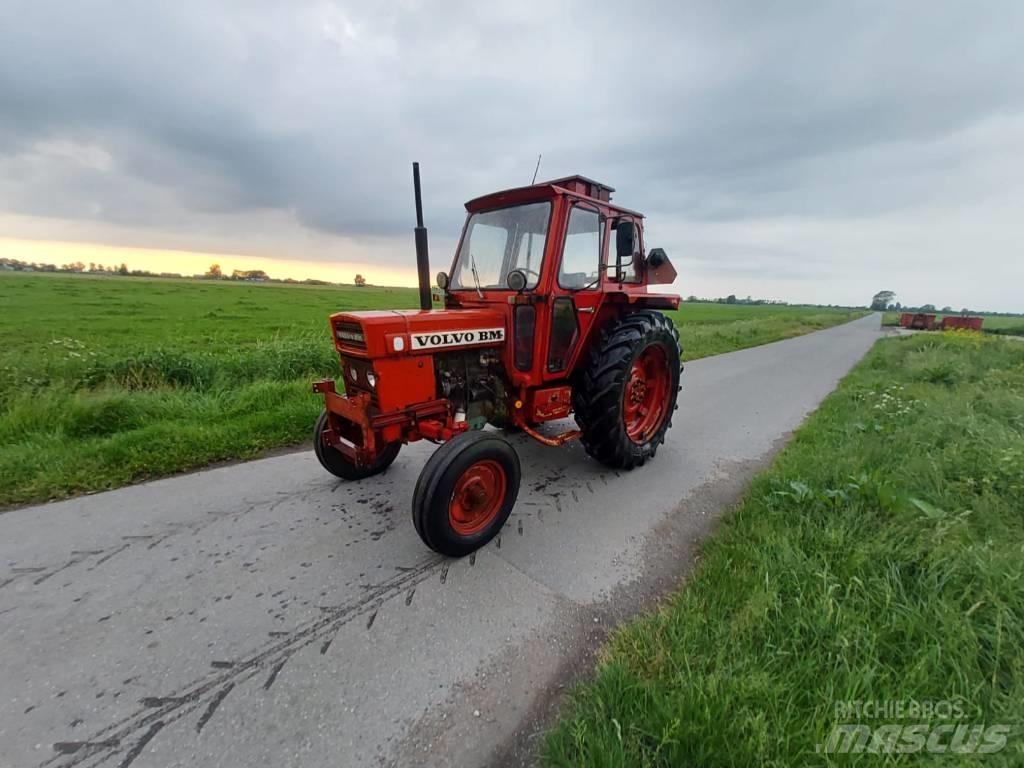 Volvo BM 500 Трактори