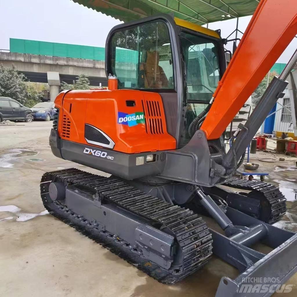 Doosan DX 60-9 C Гусеничні екскаватори