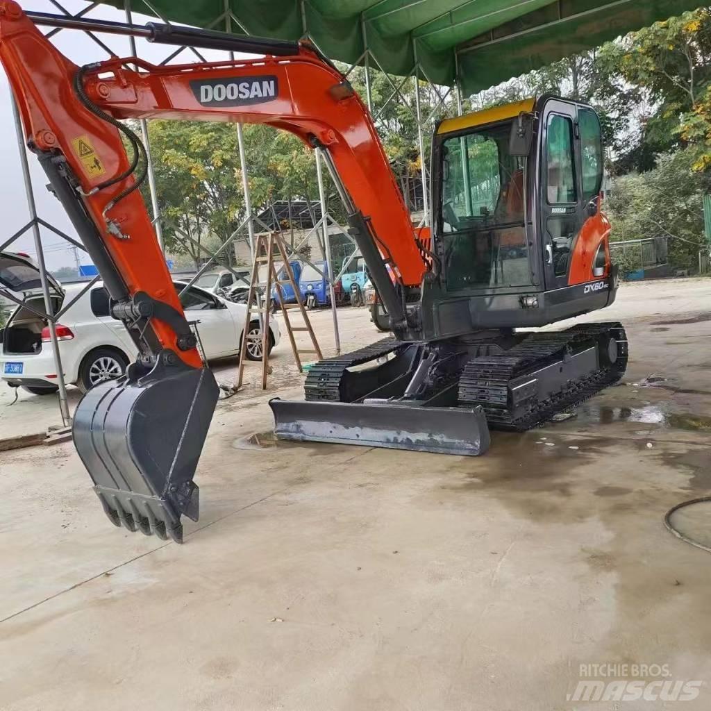 Doosan DX 60-9 C Гусеничні екскаватори
