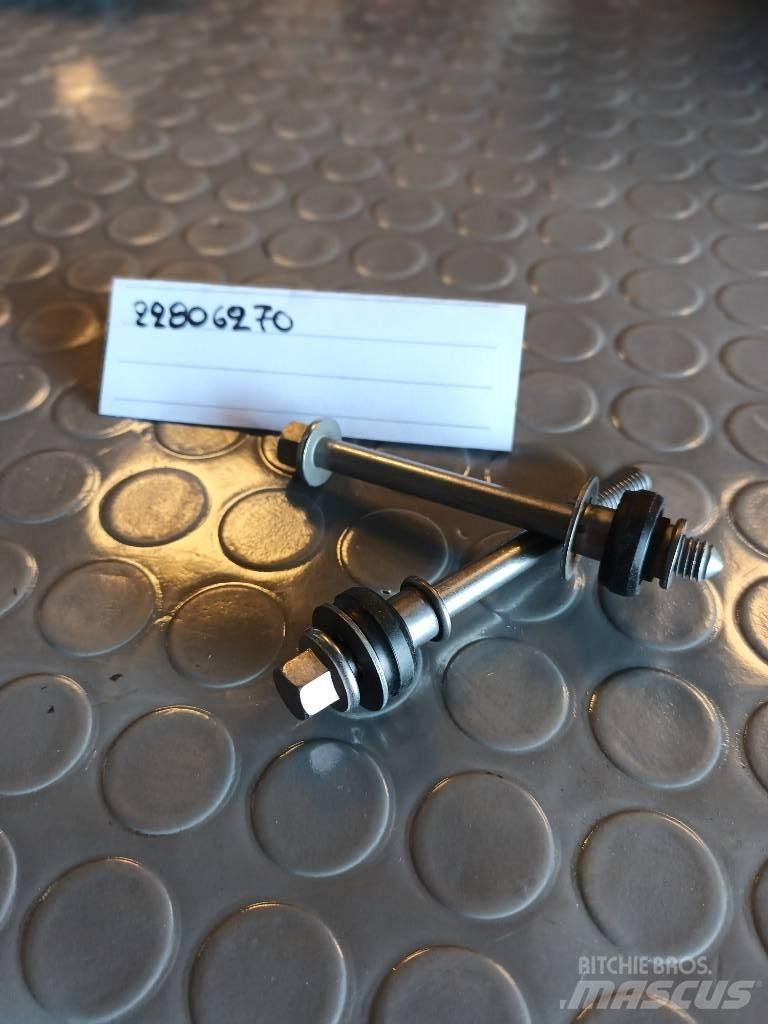 Volvo SCREW 22806270 Транспорт - Інші