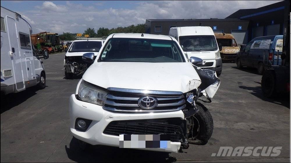 Toyota Hilux 4 Пікапи / Бічне розвантаження