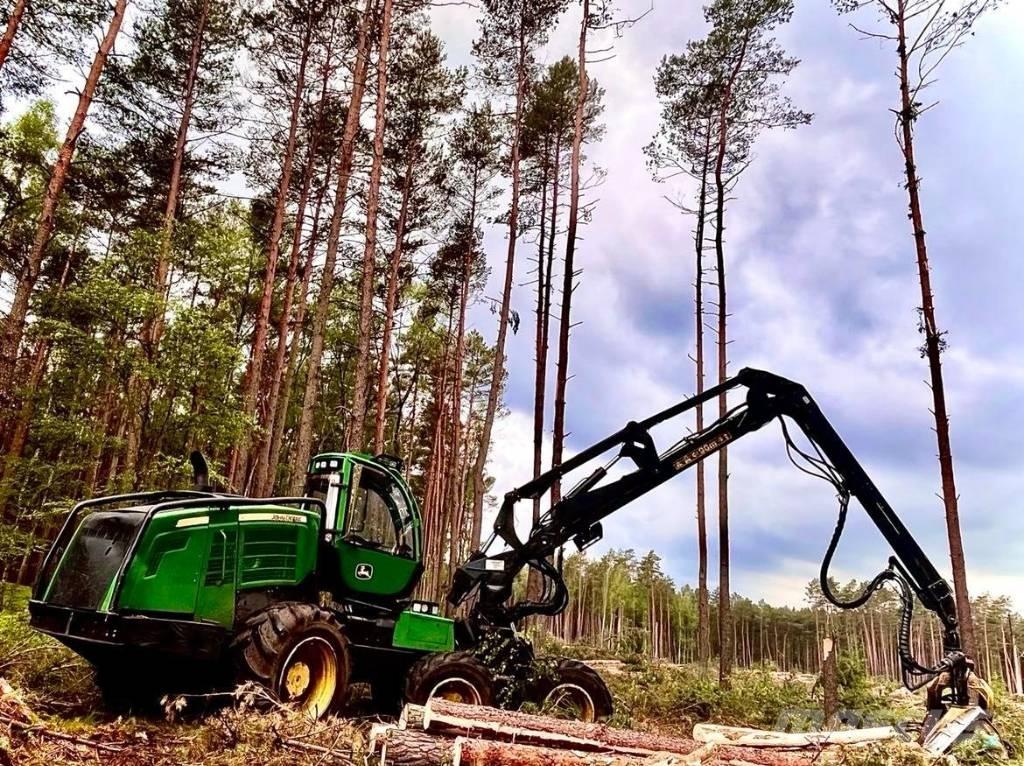 John Deere 1270 G Харвестери