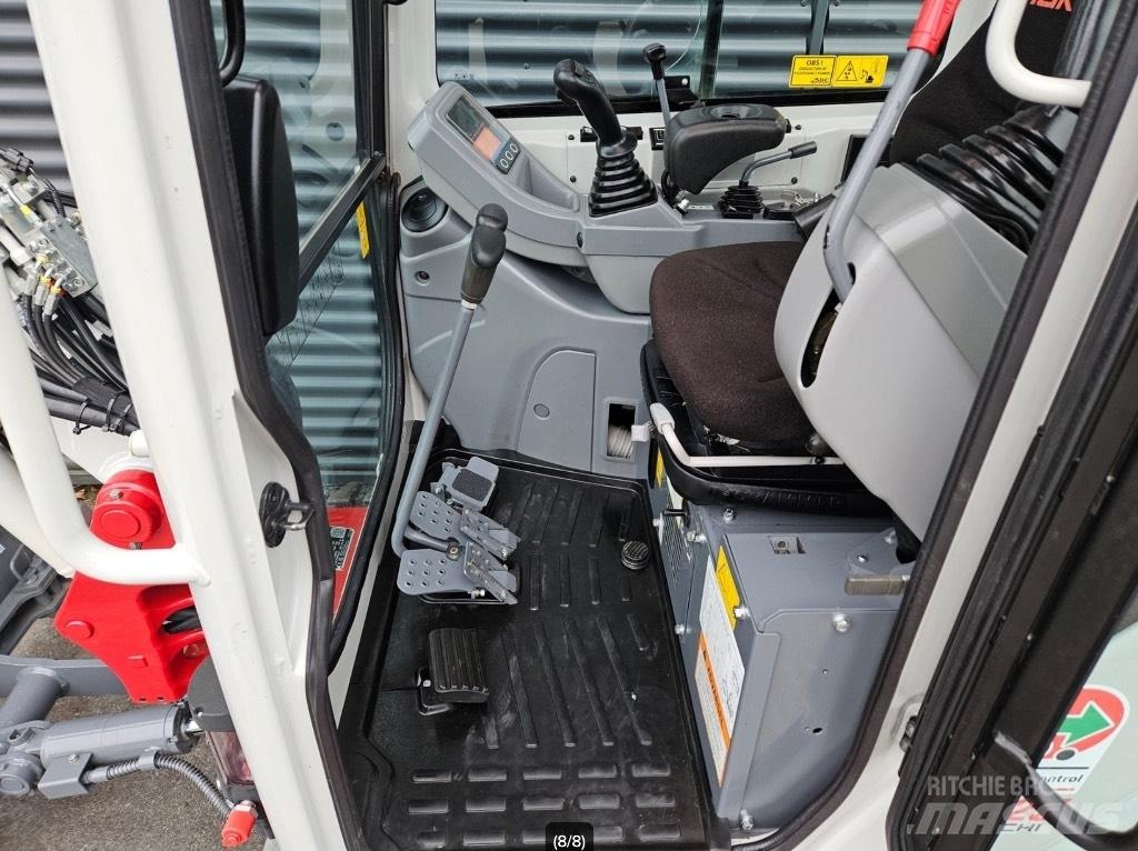 Takeuchi TB 225 Міні-екскаватори < 7т