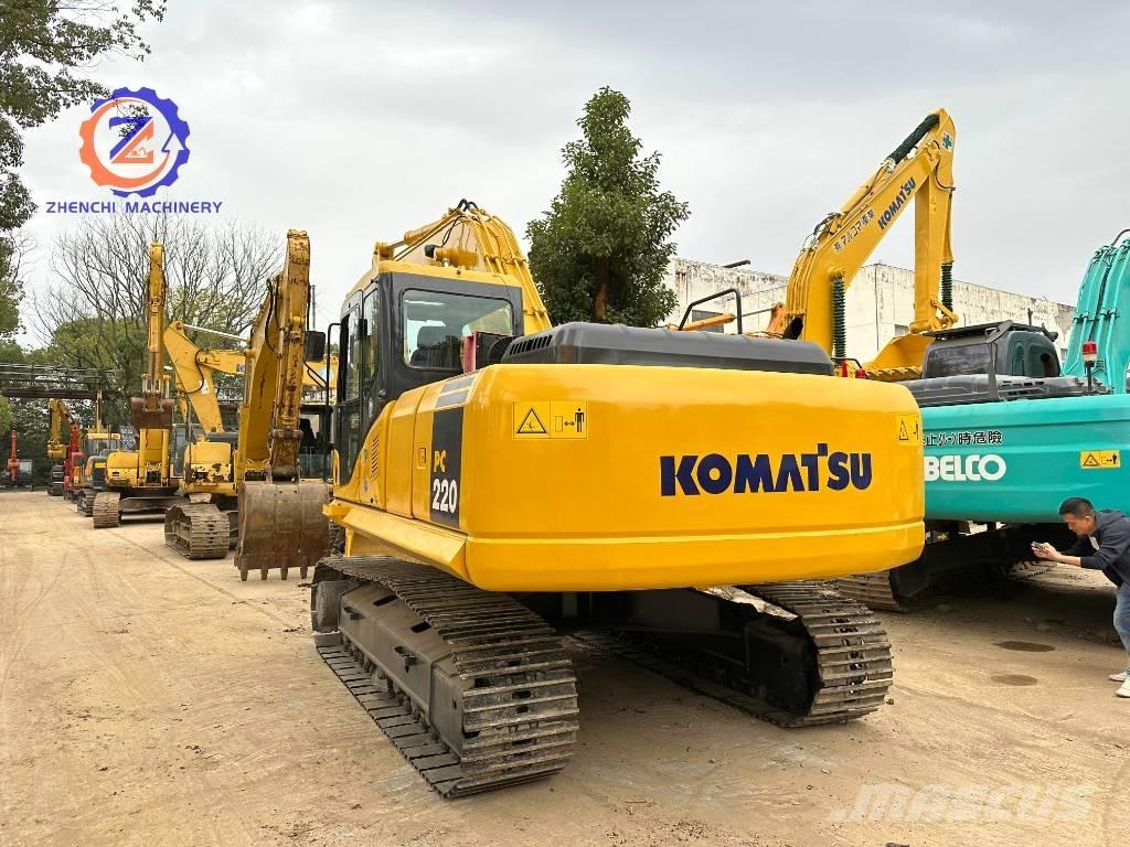Komatsu PC 220-7 Гусеничні екскаватори