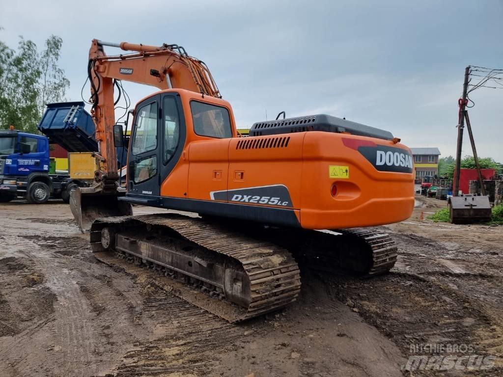 Doosan DX 255 LC Гусеничні екскаватори