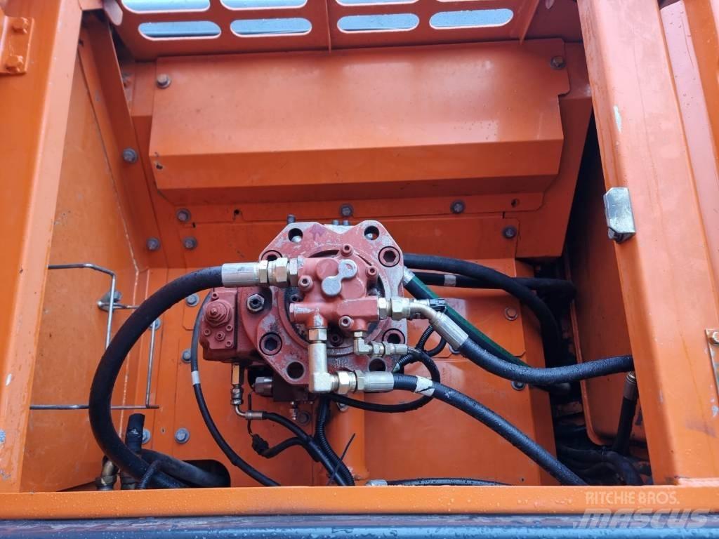 Doosan DX 255 LC Гусеничні екскаватори
