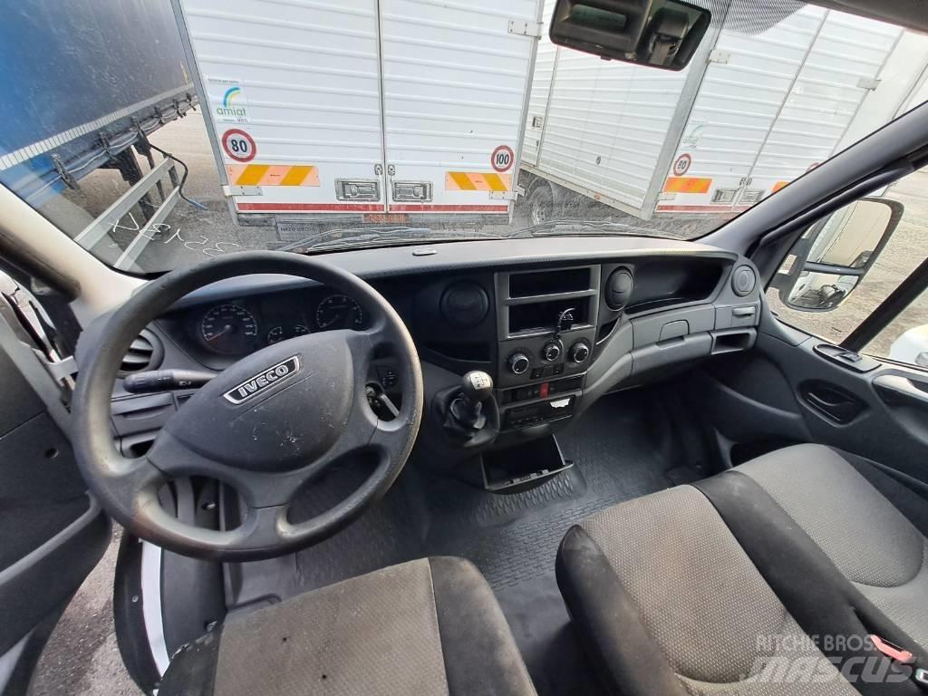 Iveco DAILY 60C17 Фургони