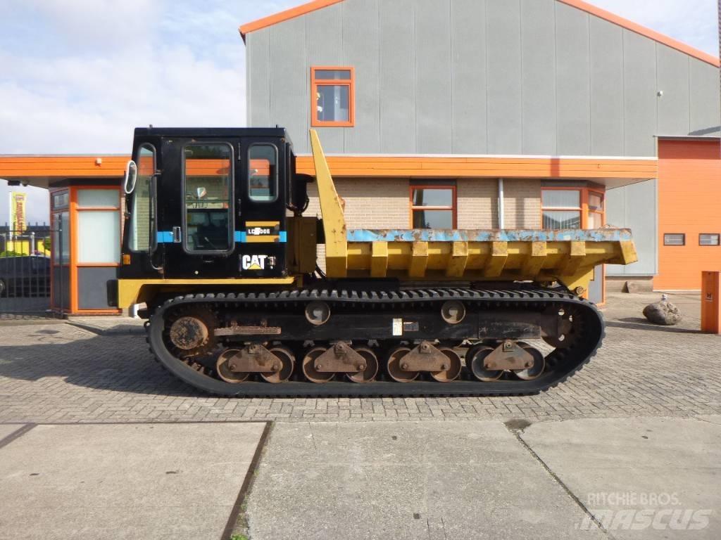 CAT LD700E Гусеничні самоскиди