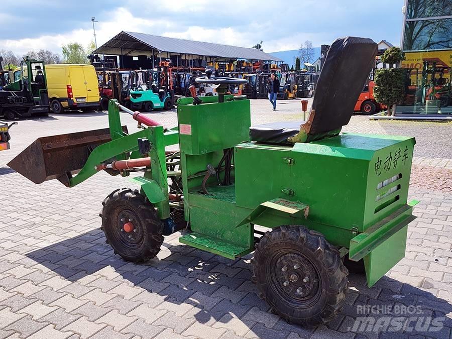 JPC ME 18 Фронтальні навантажувачі