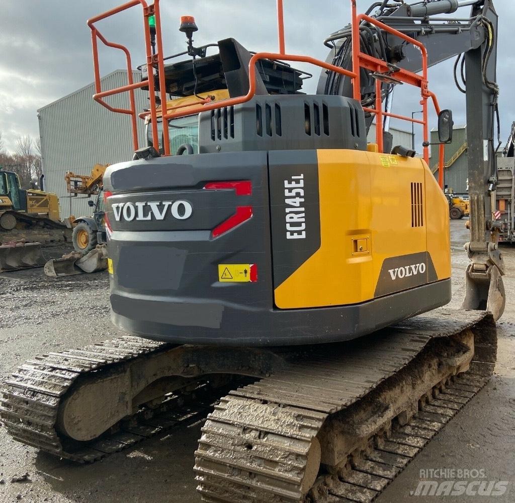 Volvo ECR 145 E Гусеничні екскаватори