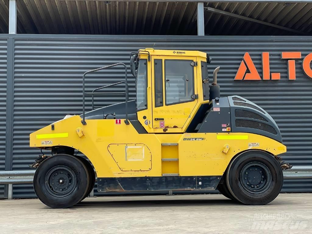 Bomag BW 25 RH Пневматичні катки