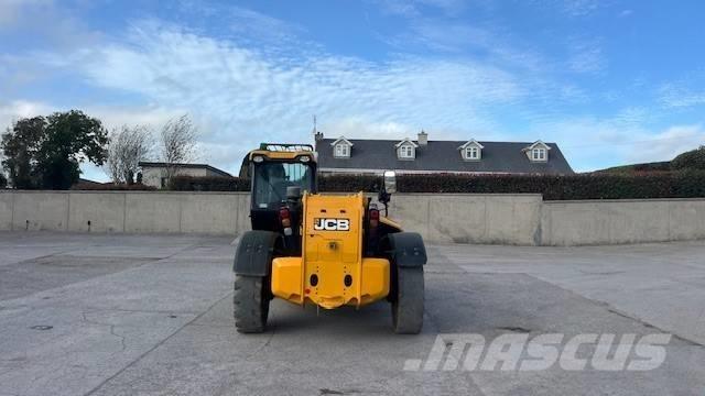 JCB 560-80 Телескопічні навантажувачі