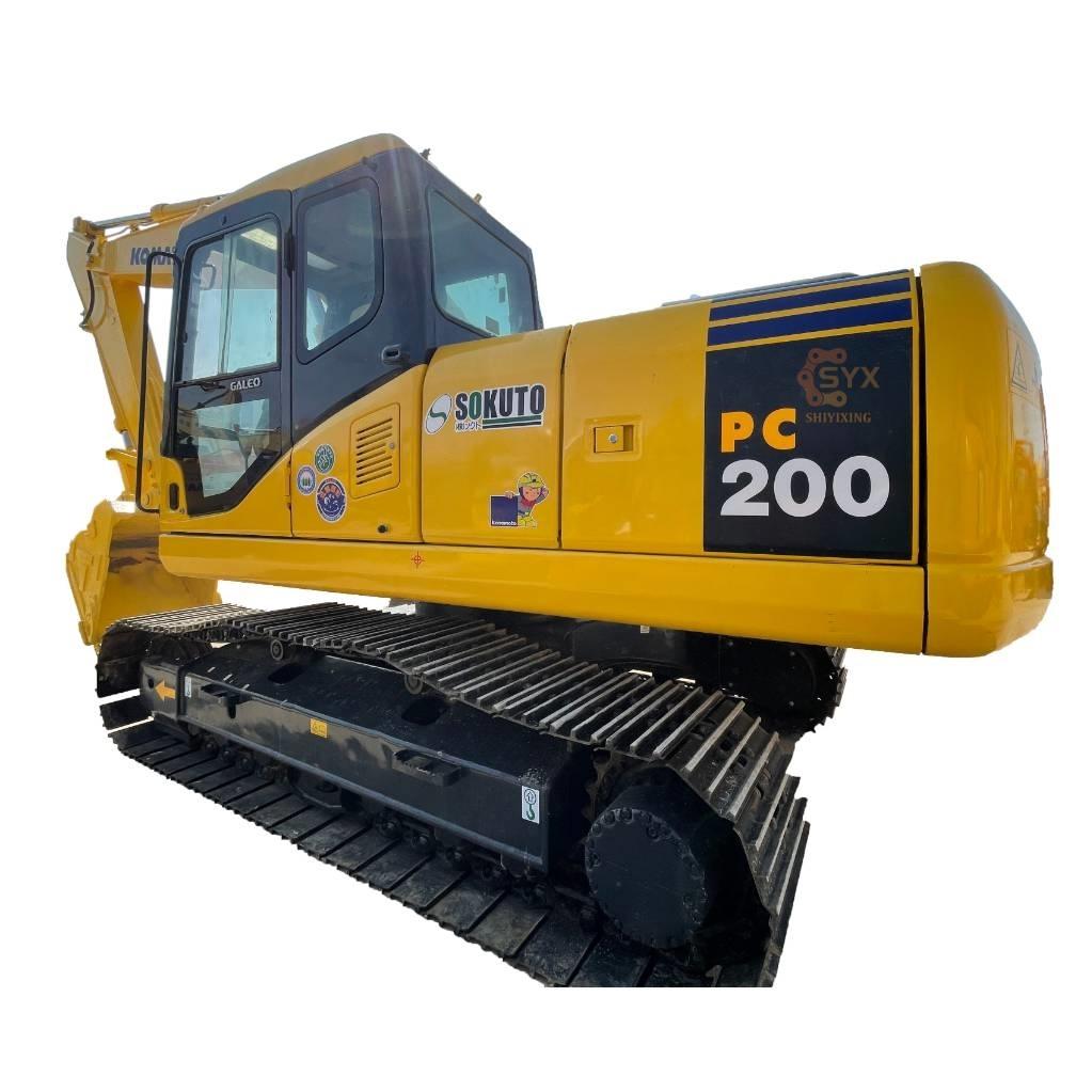 Komatsu PC 220 Гусеничні екскаватори