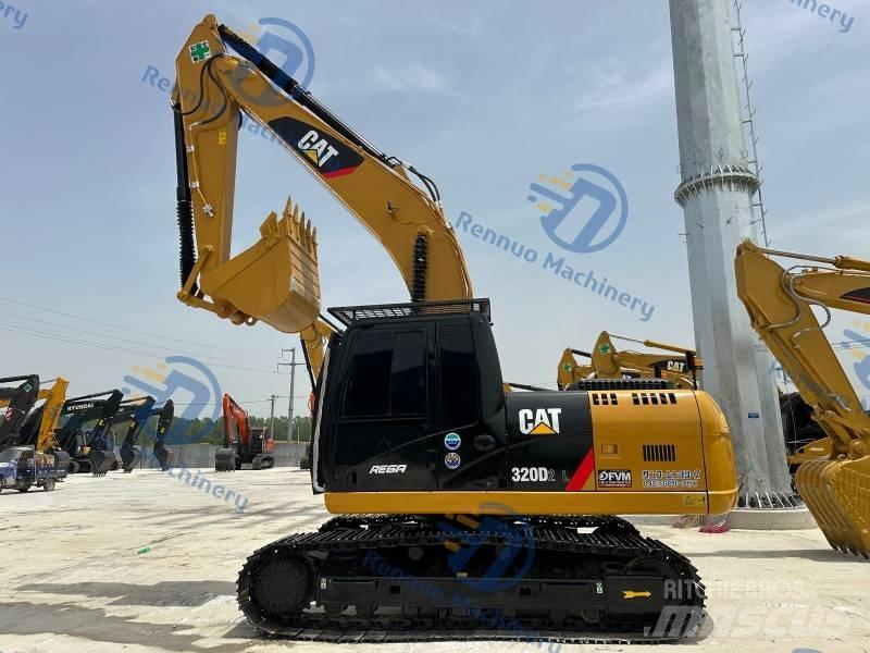 CAT CAT320D2L Гусеничні екскаватори