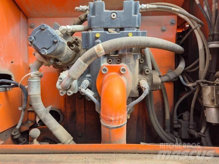 Doosan DX210WA Колісні екскаватори