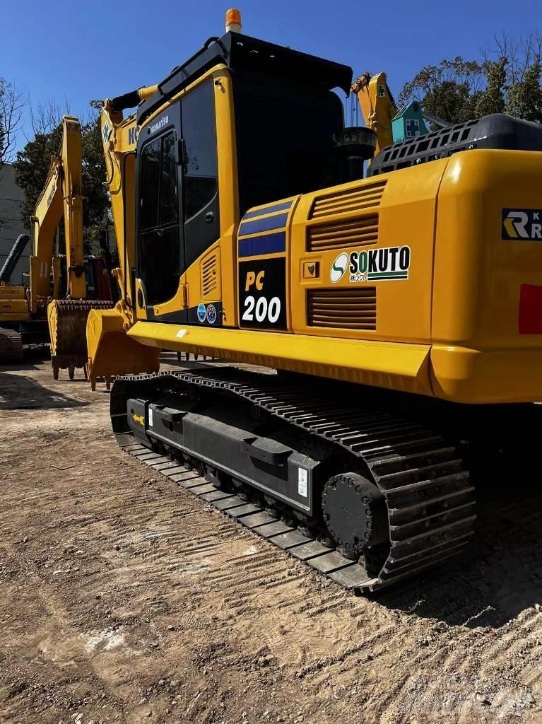 Komatsu PC 200-8N1 Гусеничні екскаватори