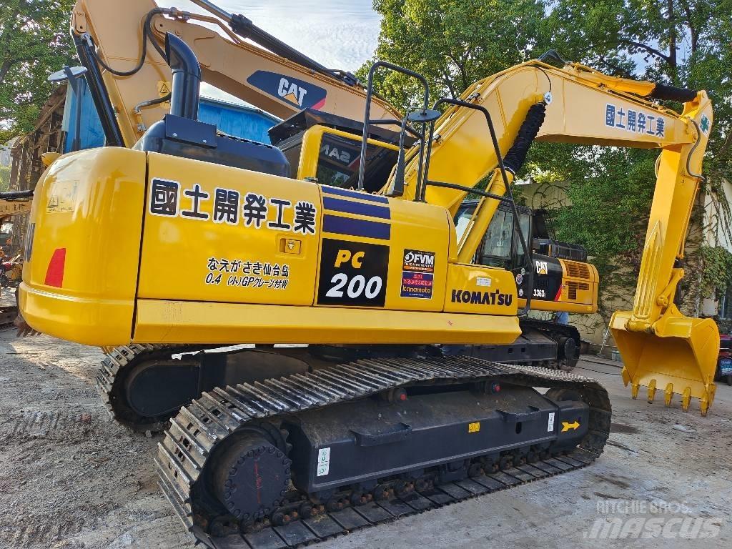Komatsu PC 200-8 Гусеничні екскаватори