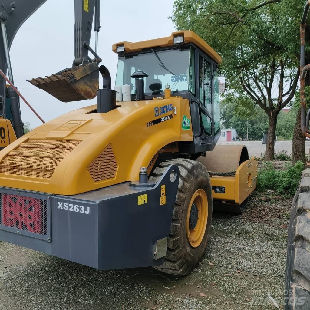 XCMG XS 263 J Грунтові котки