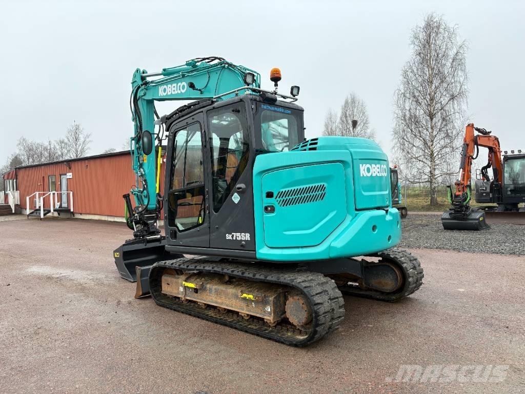 Kobelco SK75SR-7 Середні екскаватори 7т. - 12т.