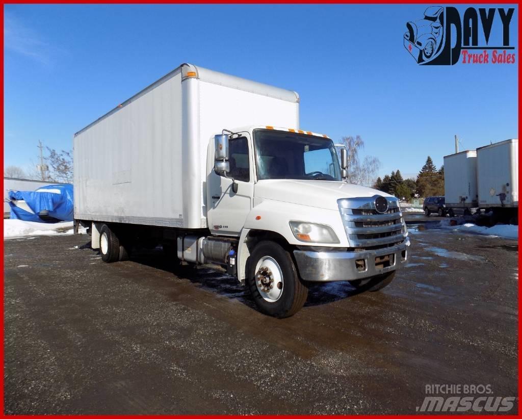 Hino 358 Панельні фургони