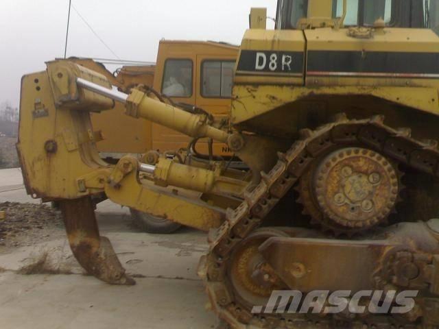 CAT D8R Гусеничні бульдозери