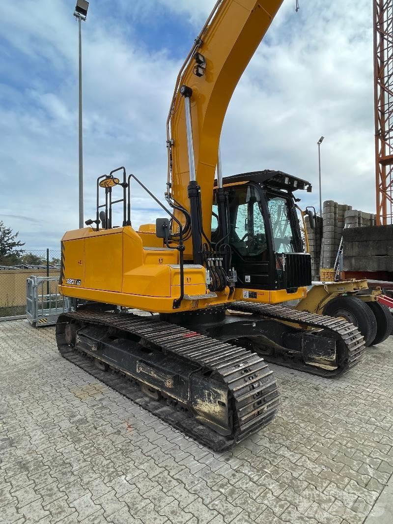 JCB 220 X LC Гусеничні екскаватори
