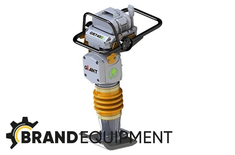 GiANT GR740E Віброплити та вібротрамбовки