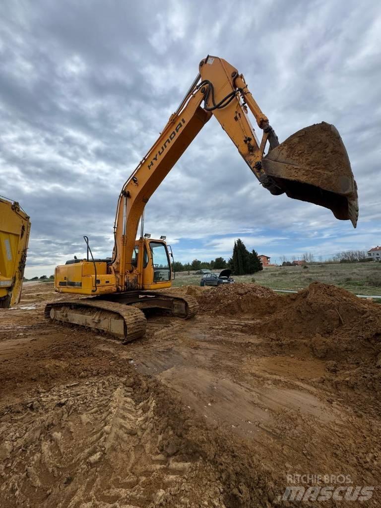 Hyundai R250LC Гусеничні екскаватори