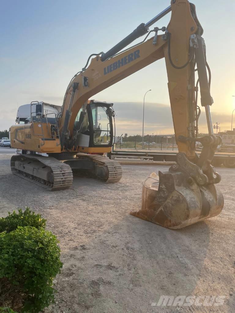 Liebherr R922 NLC Гусеничні екскаватори