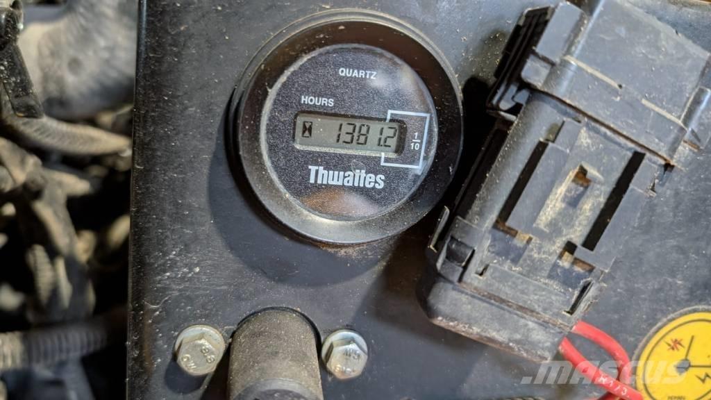 Thwaites Mach 201 Міні самоскиди