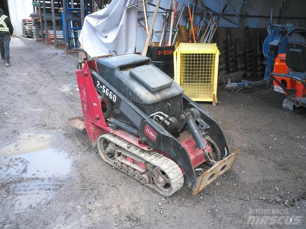 Toro DINGO TX525 Міні-навантажувачі
