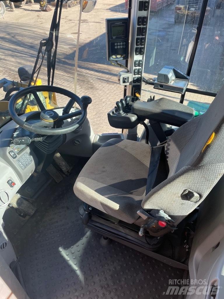 Volvo L150H Фронтальні навантажувачі