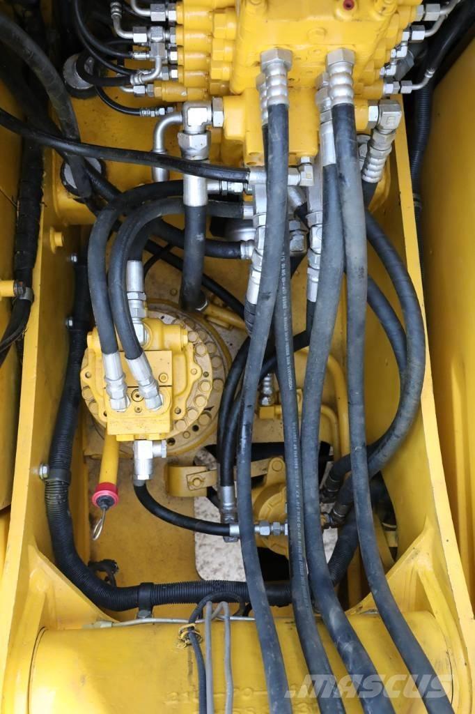 Komatsu PC 130-7 Гусеничні екскаватори