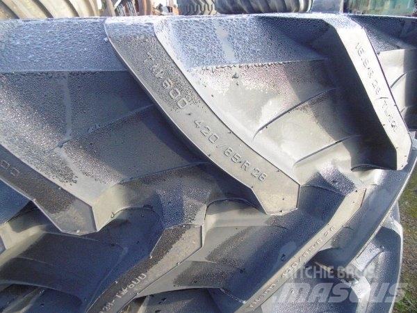 Trelleborg TM600 Шини