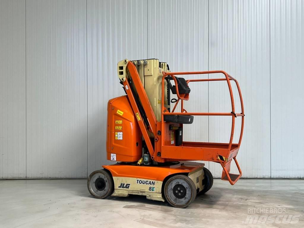 JLG Toucan 8E Вертикальні щоглові підйомники