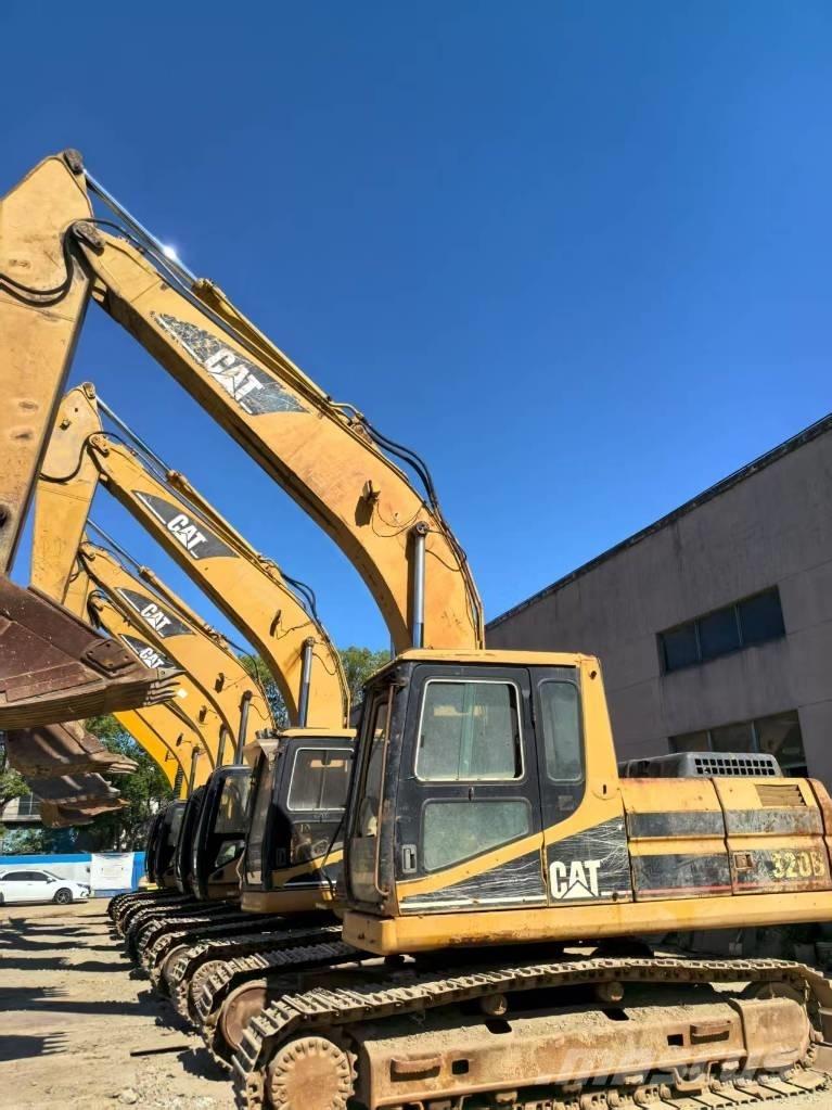 CAT 320 B L Гусеничні екскаватори