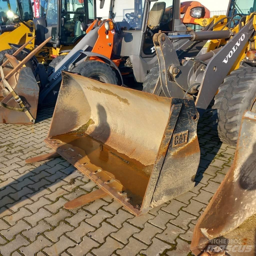 Volvo L 28 F Фронтальні навантажувачі