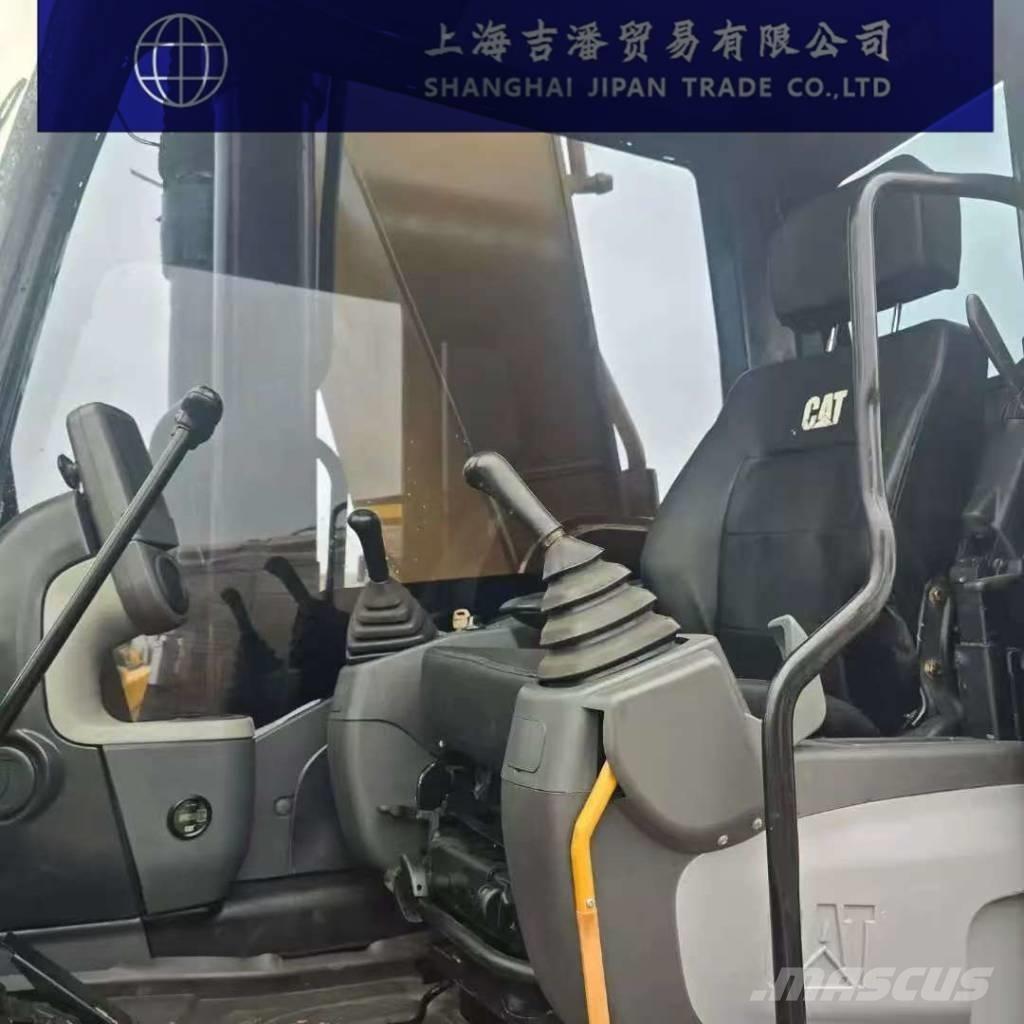 CAT 330 D Гусеничні екскаватори